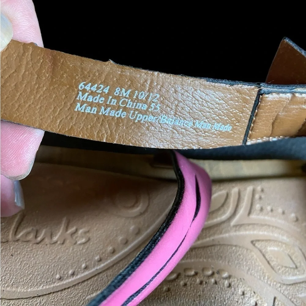 Clark’s-size 8 raspberry “Billie Jazz” sandals. Non slip sole. VG preowned!!
